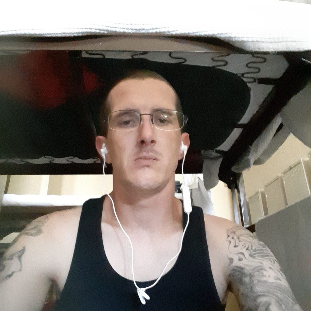 Meet your Posher, Klayton